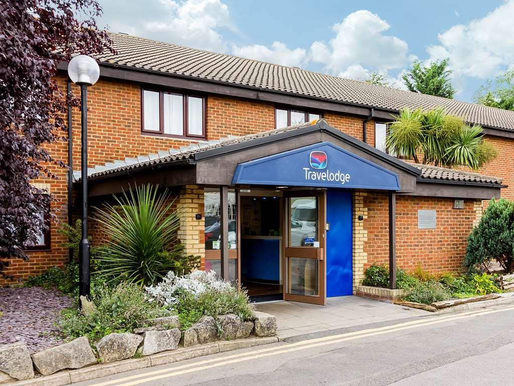 Travelodge London Wimbledon Morden Morden  Εξωτερικό φωτογραφία