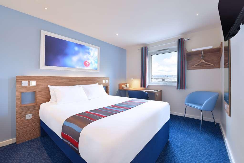 Travelodge London Wimbledon Morden Morden  Δωμάτιο φωτογραφία