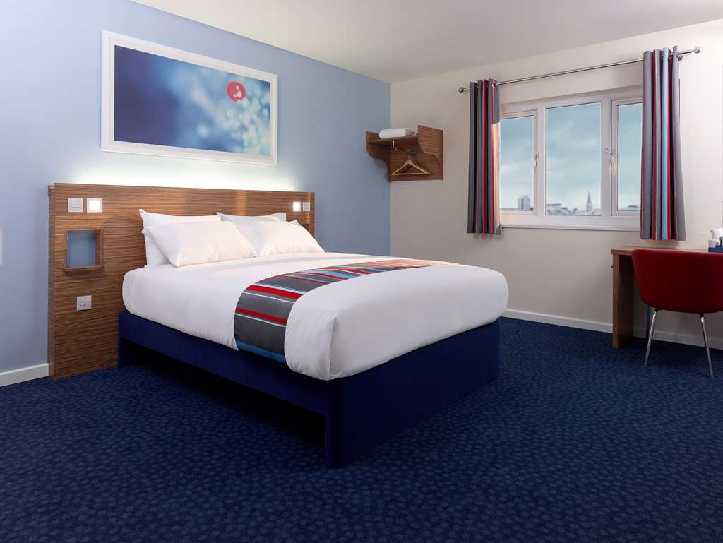 Travelodge London Wimbledon Morden Morden  Δωμάτιο φωτογραφία